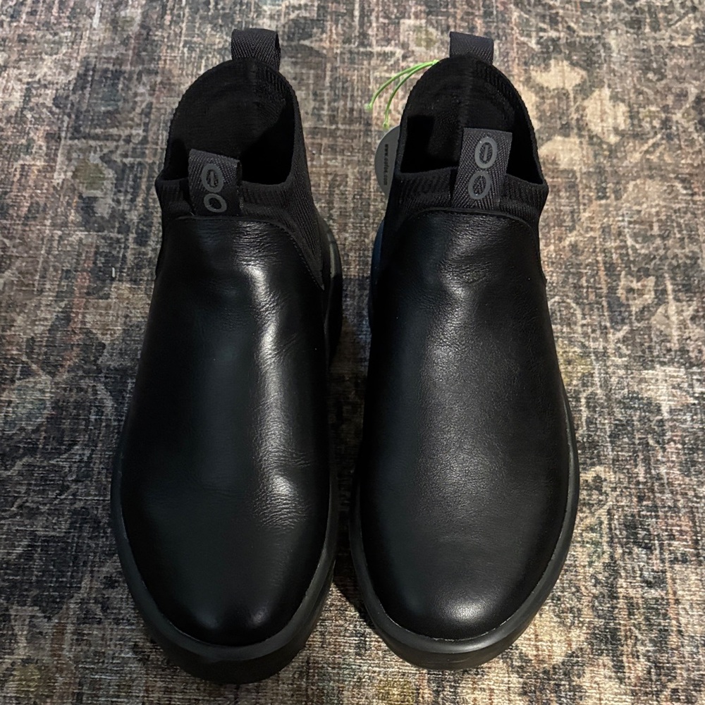 Oofos London Leather Boots